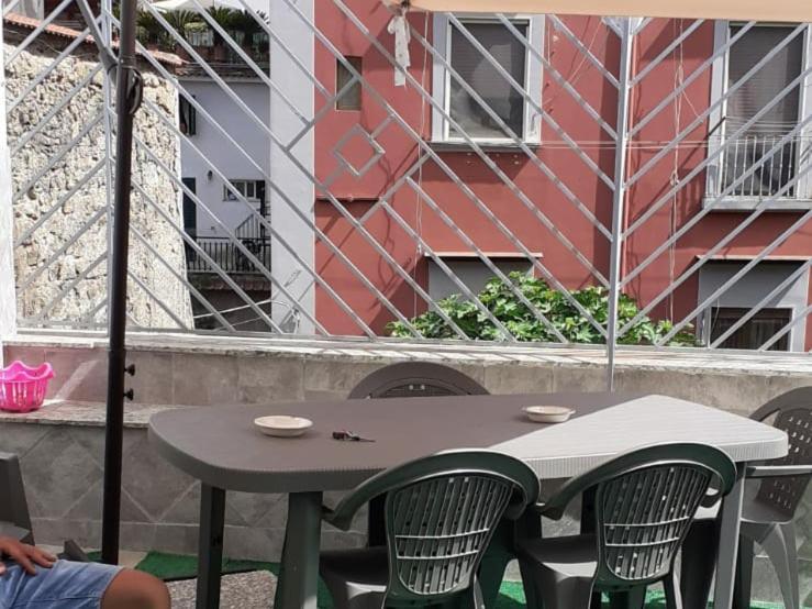 La Dimora Di Rosy Hotel Наполи Екстериор снимка